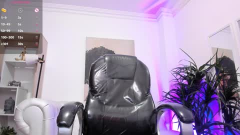 serena___ online show from 25, 1, 2025