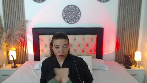 Snapshot of serena_houstonn chatting on 17, 4, 2026 Serena online show from 17, 4, 2026
