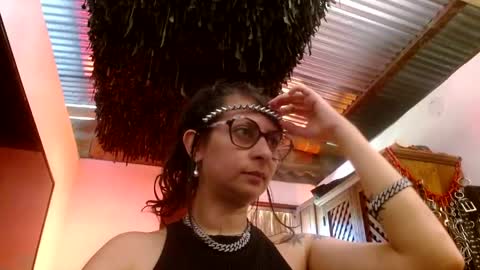 Snapshot of serena_xyz chatting on 1, 6, 2026 Serena Xyz online show from 1, 6, 2026