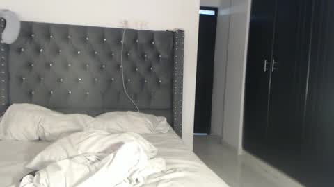 Snapshot of serenaroussee chatting on 15, 12, 2024 sararoussee online show from 15, 12, 2024