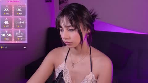 Snapshot of serenbleck chatting on 21, 5, 2026 Seren online show from 21, 5, 2026