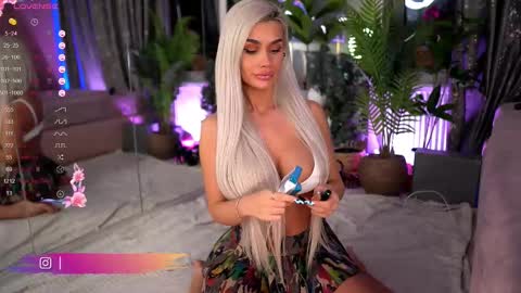 Serene Sophiex online show from 11, 3, 2025