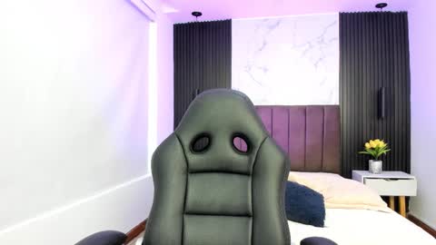 Serene online show from 17, 10, 2025