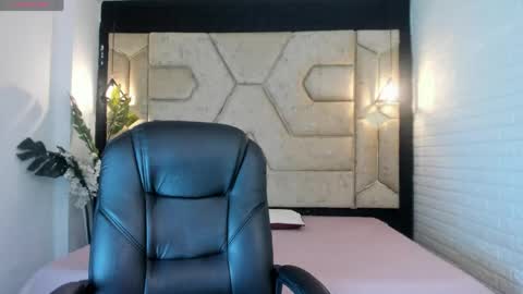 Serene online show from 20, 4, 2026