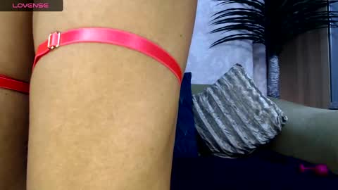 serenexx  your MILF online show from 8, 2, 2025