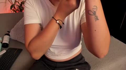 Snapshot of serenity_day chatting on 24, 9, 2025 Serenity online show from 24, 9, 2025