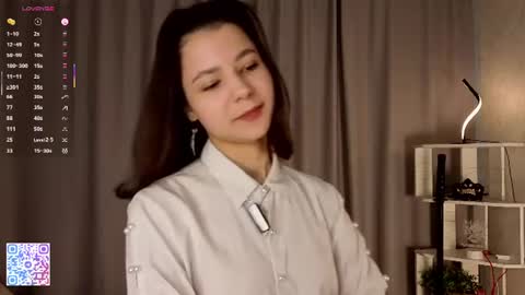 Snapshot of serinazele chatting on 10, 7, 2026 Melissa online show from 10, 7, 2026