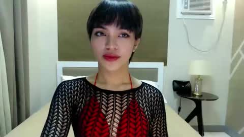 Snapshot of servicedoll18 chatting on 26, 9, 2025 Bella online show from 26, 9, 2025