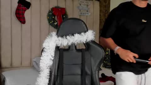 Snapshot of seth_vega_ chatting on 11, 12, 2024 HEY IM SETH online show from 11, 12, 2024