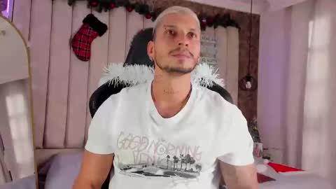 Snapshot of seth_vega_ chatting on 20, 12, 2024 HEY IM SETH online show from 20, 12, 2024