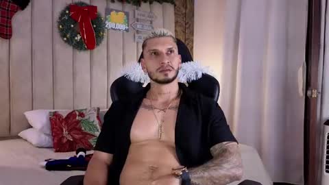 Snapshot of seth_vega_ chatting on 1, 1, 2025 HEY IM SETH online show from 1, 1, 2025