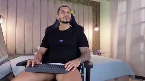 Snapshot of seth_vega_ chatting on 10, 1, 2025 HEY IM SETH online show from 10, 1, 2025