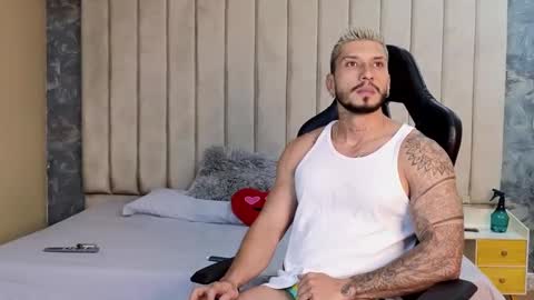 Snapshot of seth_vega_ chatting on 6, 3, 2025 HEY IM SETH online show from 6, 3, 2025