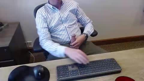 Snapshot of sethdoza chatting on 21, 4, 2026 sethdoza online show from 21, 4, 2026