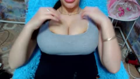 seu_cute online show from 24, 9, 2025