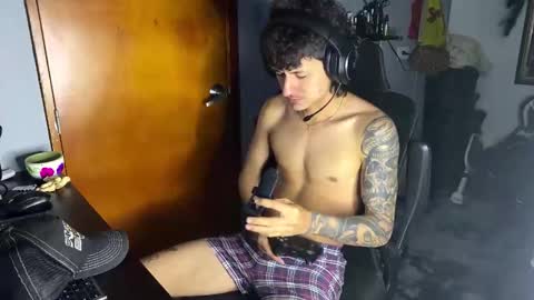 Snapshot of sex_love_sweat chatting on 8, 1, 2026 sex_love_sweat online show from 8, 1, 2026