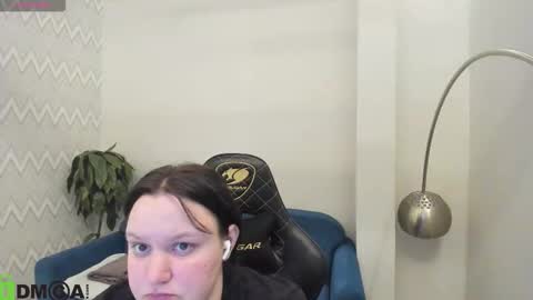 Snapshot of sex_puma chatting on 27, 10, 2025 sex_puma online show from 27, 10, 2025