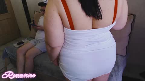 Roxy Kate Mary Alex Arnold online show from 23, 1, 2025