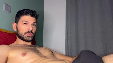 Snapshot of sexfriendch chatting on 27, 2, 2025 Lucenzo online show from 27, 2, 2025