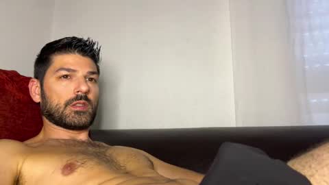 Snapshot of sexfriendch chatting on 5, 10, 2025 Lucenzo online show from 5, 10, 2025