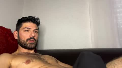 Snapshot of sexfriendch chatting on 17, 12, 2025 Lucenzo online show from 17, 12, 2025