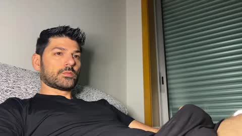 Snapshot of sexfriendch chatting on 25, 5, 2026 Lucenzo online show from 25, 5, 2026