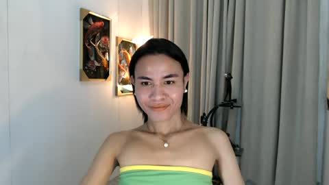 Snapshot of sexiestlara chatting on 5, 7, 2026 lara online show from 5, 7, 2026