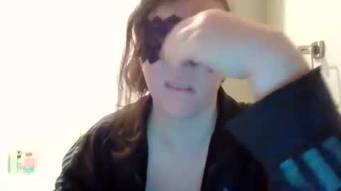 Snapshot of sexislitpuss69 chatting on 3, 1, 2025 sexislitpuss69 online show from 3, 1, 2025