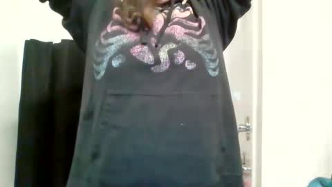 Snapshot of sexislitpuss69 chatting on 5, 2, 2025 sexislitpuss69 online show from 5, 2, 2025