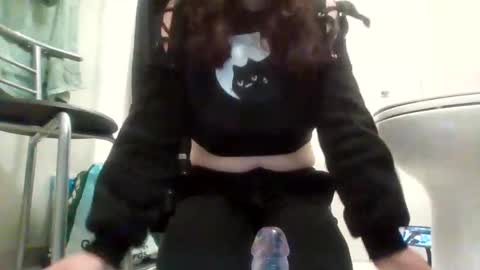 Snapshot of sexislitpuss69 chatting on 18, 2, 2025 sexislitpuss69 online show from 18, 2, 2025