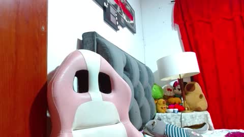 sexmilkdirty online show from 6, 3, 2026