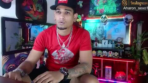 Snapshot of sexo_aharon chatting on 28, 11, 2025 Aharon ravelo online show from 28, 11, 2025