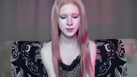 Nextdoor Princess online show from 9, 8, 2026