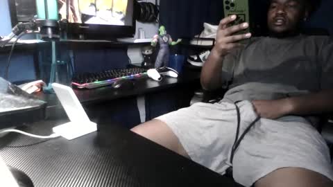 Snapshot of sexplug09 chatting on 24, 9, 2025 sexplug09 online show from 24, 9, 2025