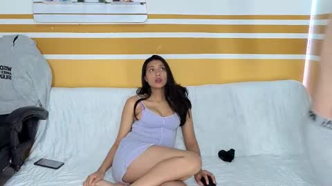 Snapshot of sexquarantine_2020 chatting on 13, 5, 2026 KhidaMilo online show from 13, 5, 2026