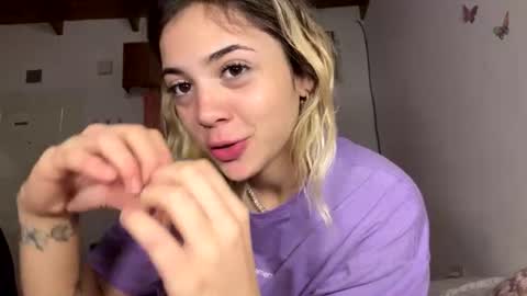 Snapshot of sexsummerr chatting on 18, 6, 2026 HI Privates are OPEN online show from 18, 6, 2026