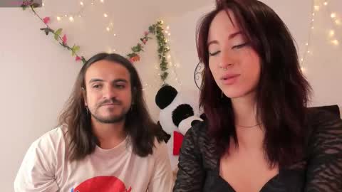 Snapshot of sextape_couple chatting on 1, 10, 2025 Ask me online show from 1, 10, 2025