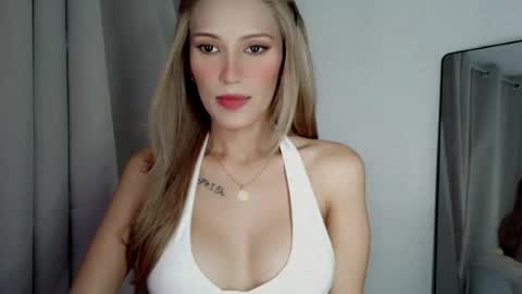 Snapshot of sexual_desire22 chatting on 1, 8, 2026 Britney Allen online show from 1, 8, 2026