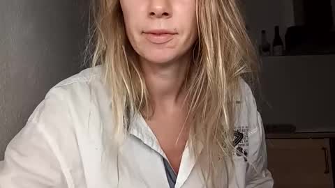 Snapshot of sexualangel chatting on 4, 6, 2026 Verona online show from 4, 6, 2026