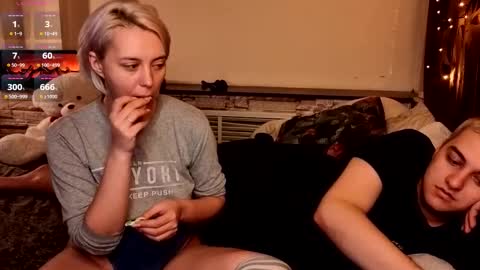 sexvibecouple online show from 29, 10, 2025