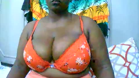sexxi_ebony online show from 16, 12, 2025