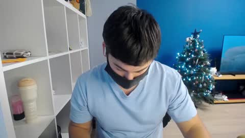 Snapshot of sexxxdickbig chatting on 14, 1, 2025 Tommy online show from 14, 1, 2025