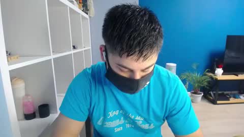 Snapshot of sexxxdickbig chatting on 18, 2, 2025 Tommy online show from 18, 2, 2025