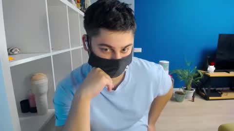 Snapshot of sexxxdickbig chatting on 26, 2, 2025 Tommy online show from 26, 2, 2025