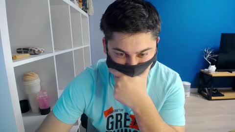 Snapshot of sexxxdickbig chatting on 10, 3, 2025 Tommy online show from 10, 3, 2025