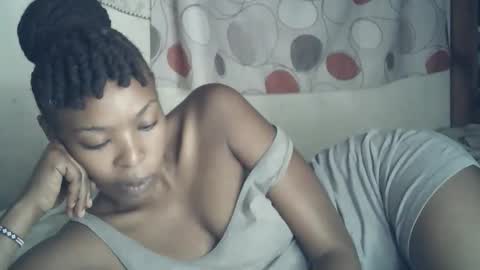 sexxy_curvy23 online show from 13, 2, 2026