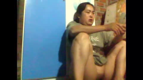 Snapshot of sexxy_love2k chatting on 10, 10, 2025 sexxy_love2k online show from 10, 10, 2025