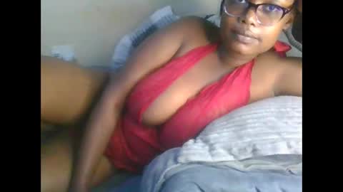 Snapshot of sexxy_mish chatting on 25, 4, 2026 sexxy_mish online show from 25, 4, 2026