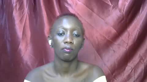 Snapshot of sexxy_veee chatting on 30, 10, 2025 sexxy_veee online show from 30, 10, 2025