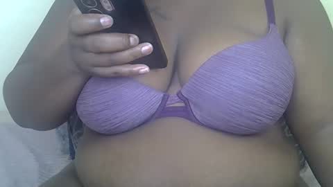 Snapshot of sexxydripy chatting on 1, 3, 2026 sly online show from 1, 3, 2026